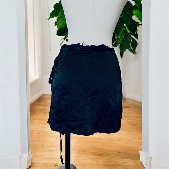 Zara Satin Wrap Black Solid Mini Skirt Small S Retro - Picture 2 of 5